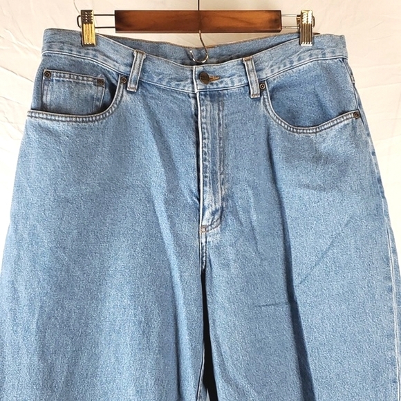 Vintage L.L. Bean‎ Denim Capri - Picture 2 of 9